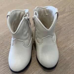 Cat & Jack Cream Kids Boots